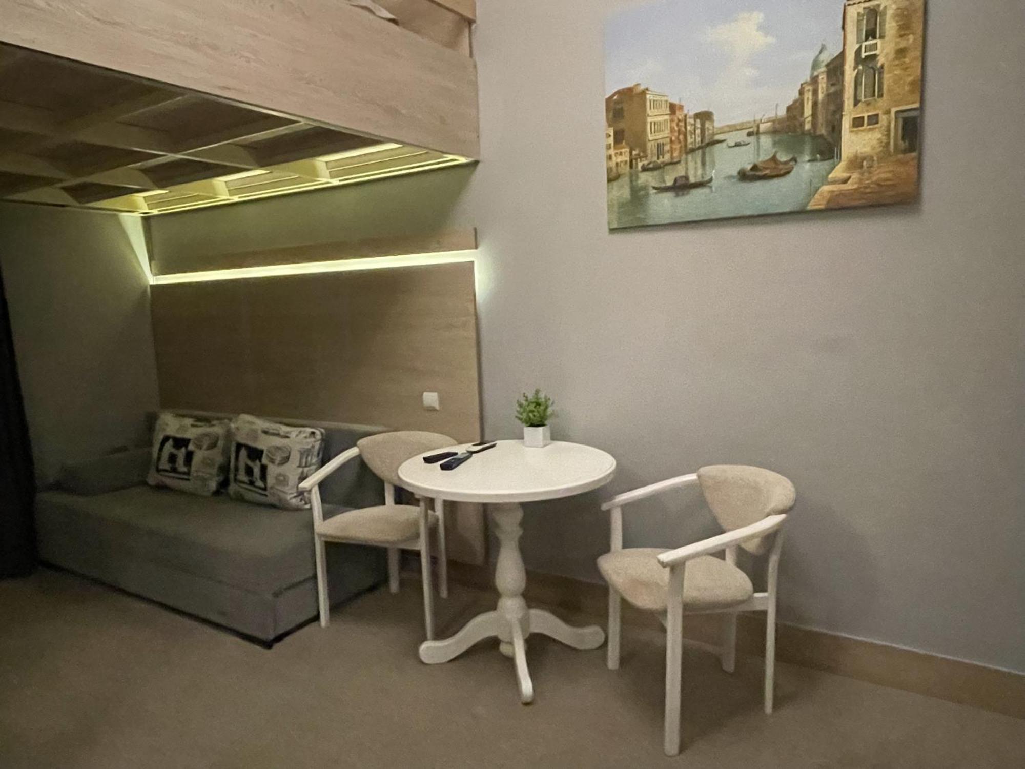 Київські Ночі Otel Dış mekan fotoğraf