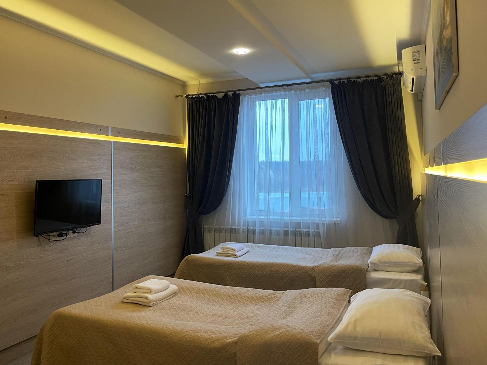 Київські Ночі Otel Dış mekan fotoğraf