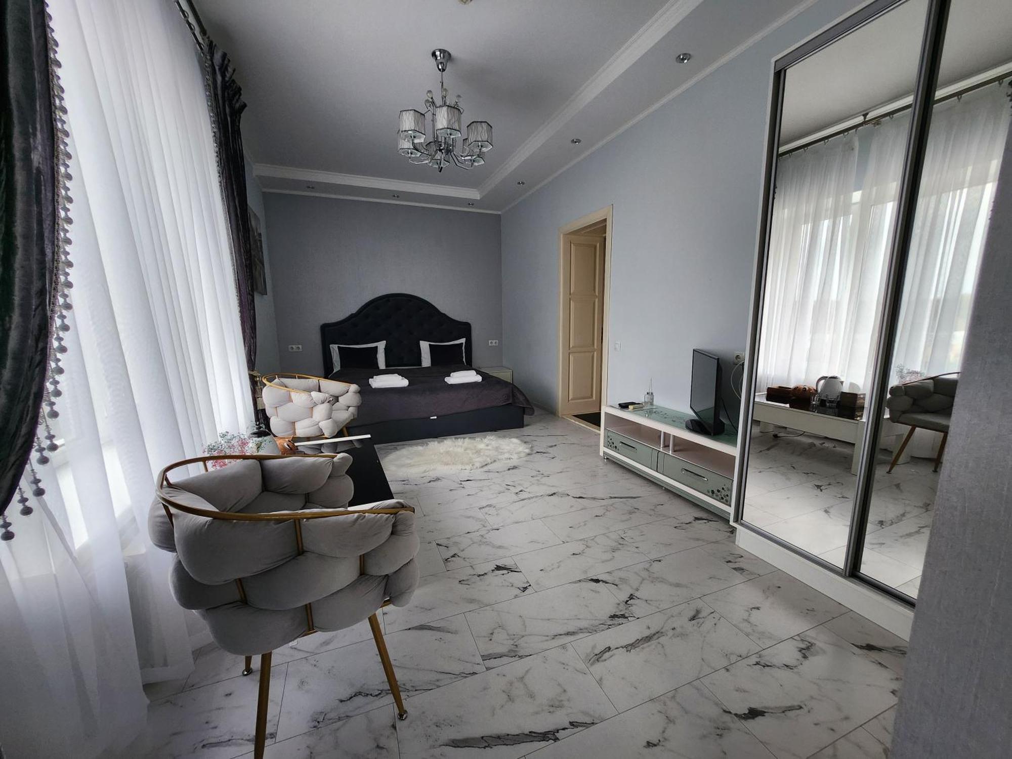 Київські Ночі Otel Dış mekan fotoğraf