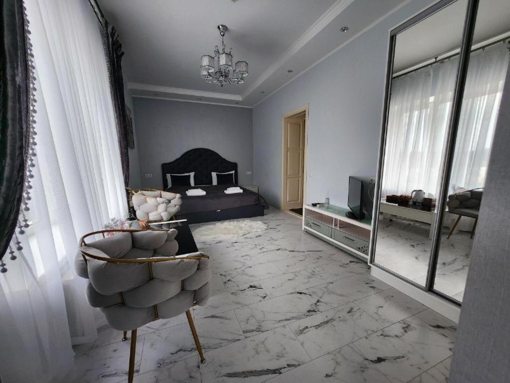 Київські Ночі Otel Dış mekan fotoğraf